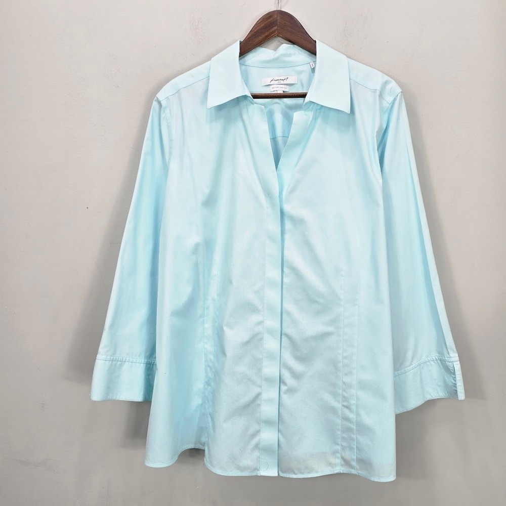 Foxcroft Heritage Non Iron Button Down Shirt Top 20W Light Blue Office Career